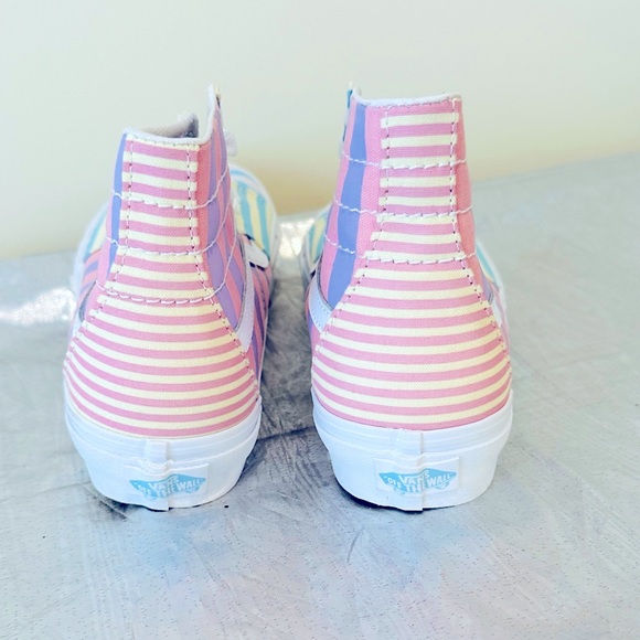 NEW VANS Unisex High Top Striped Pastel Colors W/8 or M/6.5 &  EUR 38.5 - Picture 7 of 11